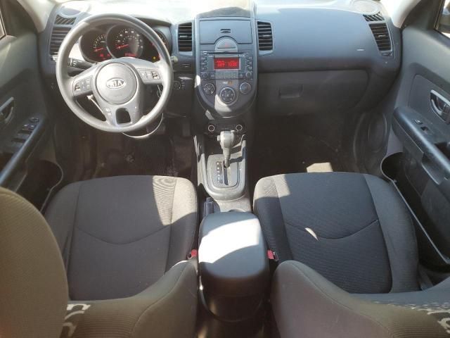 2010 KIA Soul +