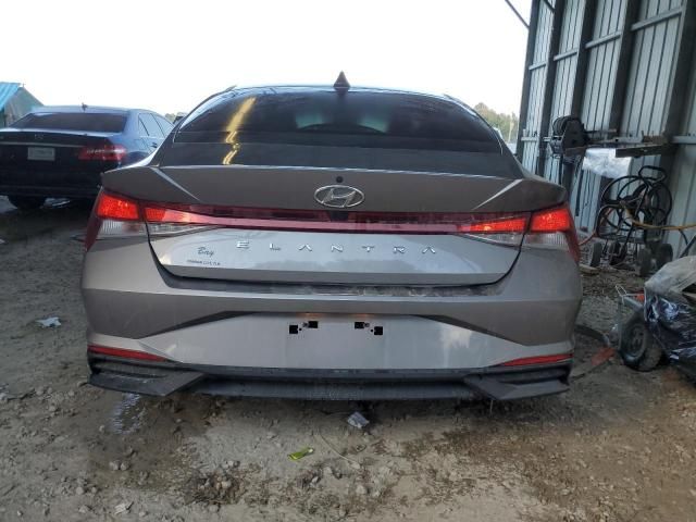 2022 Hyundai Elantra SEL