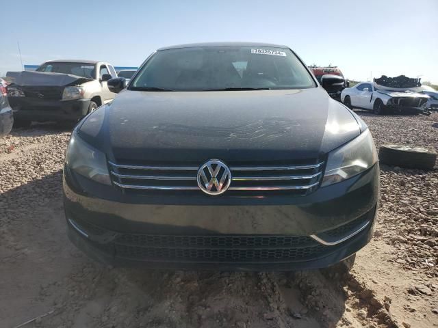 2013 Volkswagen Passat SE