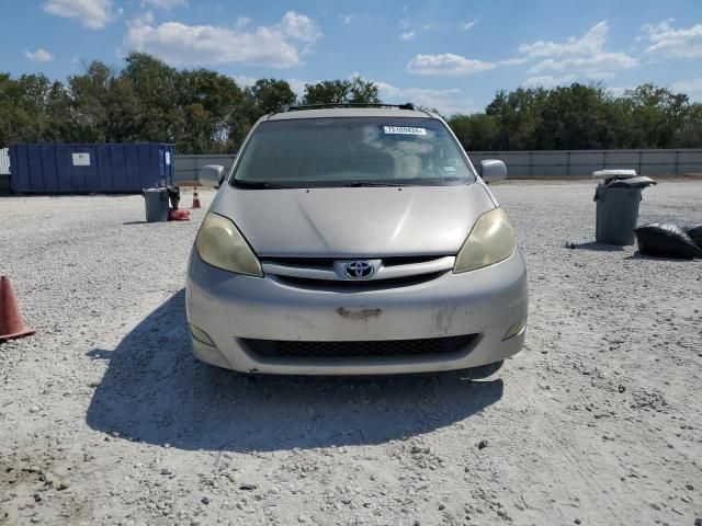 2006 Toyota Sienna XLE