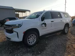 Carros salvage sin ofertas aún a la venta en subasta: 2022 Chevrolet Suburban C1500 LT