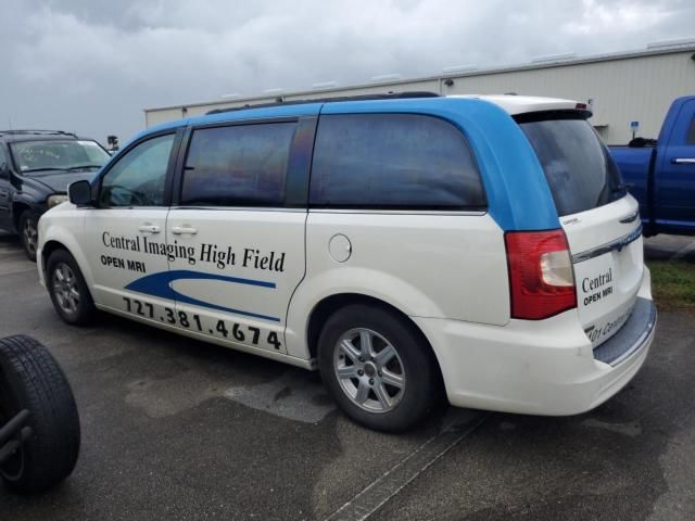 2012 Chrysler Town & Country Touring