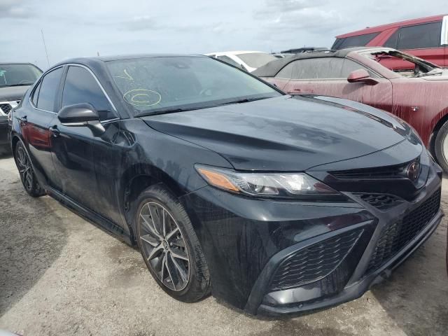 2023 Toyota Camry SE Night Shade