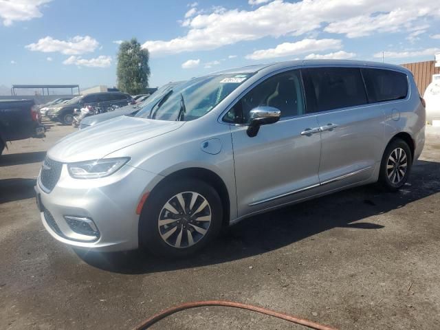 2023 Chrysler Pacifica Hybrid Limited