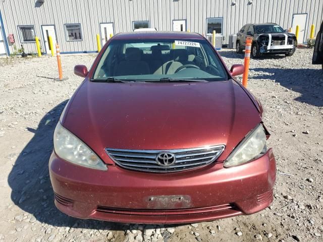 2005 Toyota Camry LE