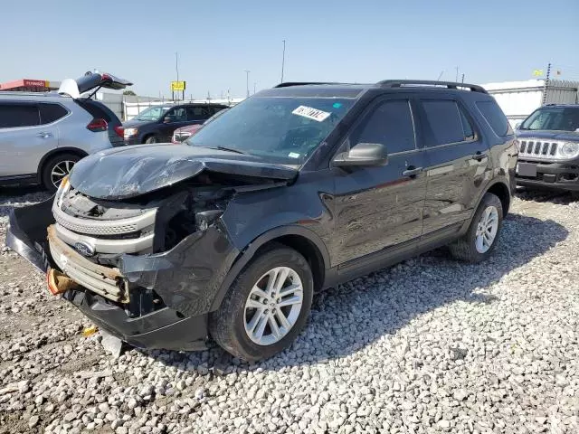 2015 Ford Explorer