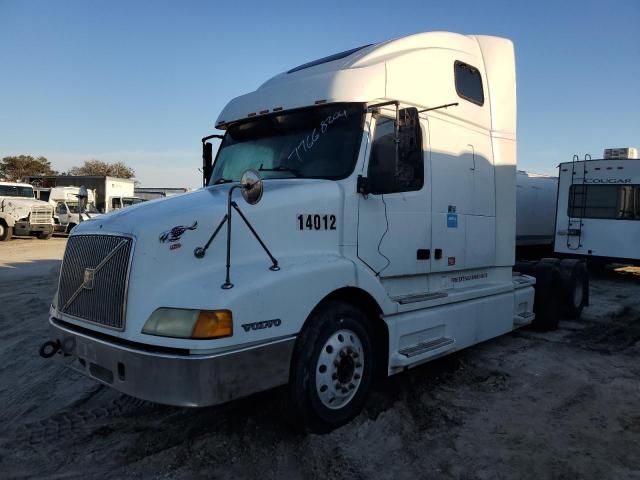 2003 Volvo VN VNL