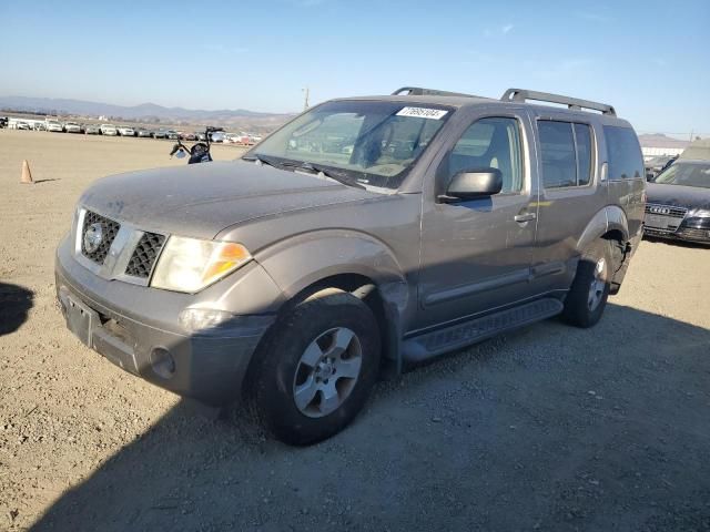 2006 Nissan Pathfinder LE