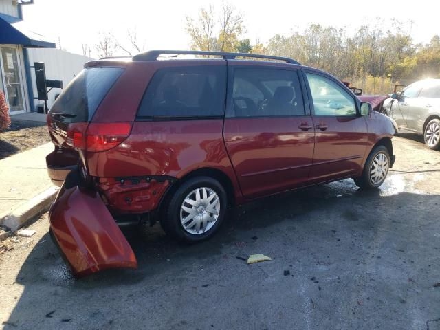 2005 Toyota Sienna CE