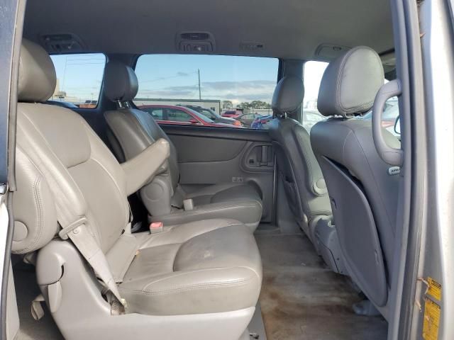 2006 Toyota Sienna XLE