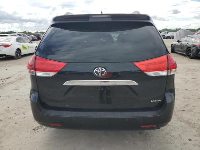 2011 Toyota Sienna XLE