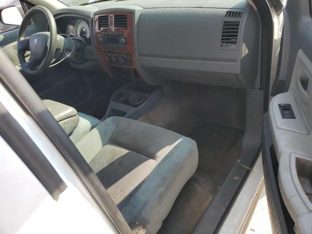 2005 Dodge Dakota SLT