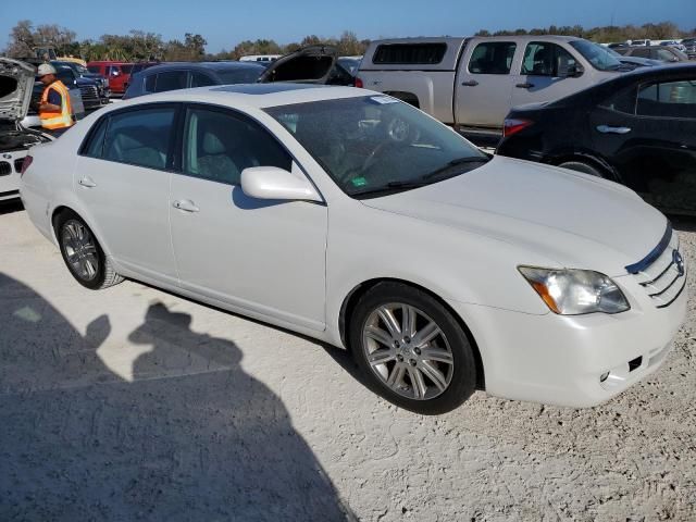 2005 Toyota Avalon XL