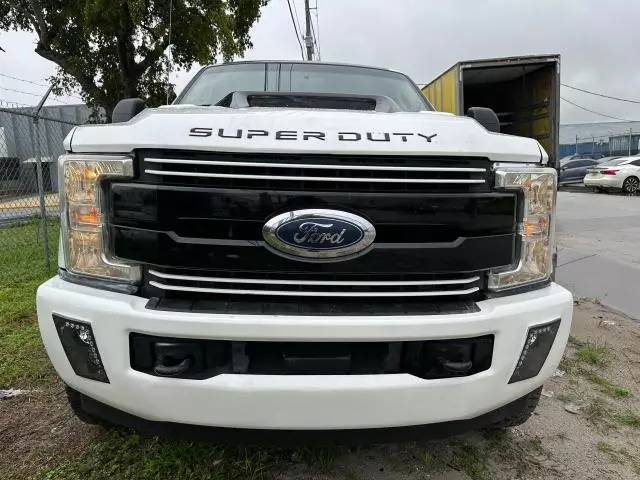 2004 Ford Excursion Limited