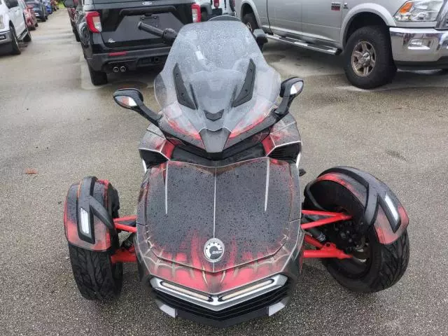 2015 Can-Am Spyder Roadster F3