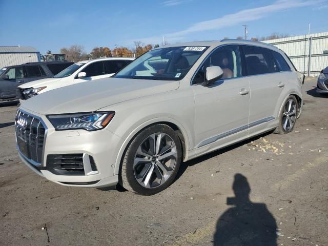 2021 Audi Q7 Prestige