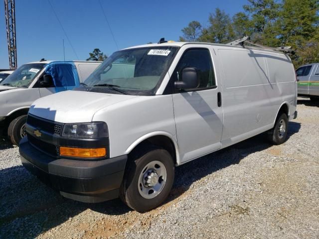 2022 Chevrolet Express G2500