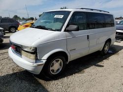 Salvage trucks for sale at Los Angeles, CA auction: 1998 GMC Safari XT