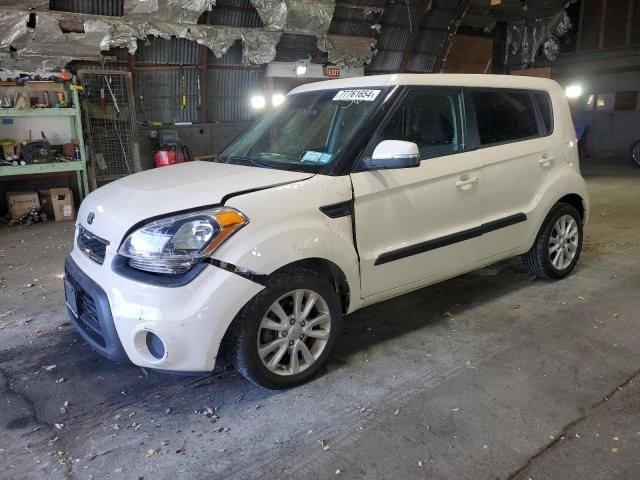 2013 KIA Soul +