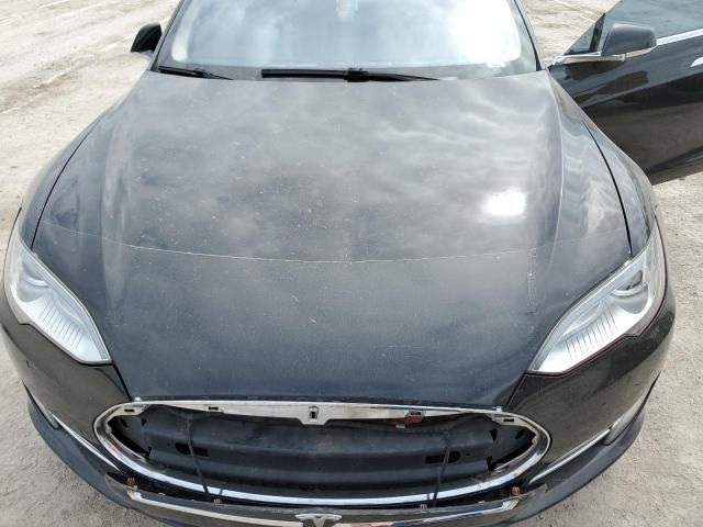 2014 Tesla Model S