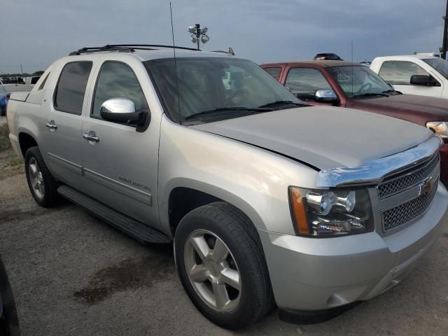 2011 Chevrolet Avalanche LT