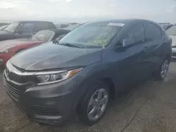 Carros salvage para piezas a la venta en subasta: 2019 Honda HR-V LX