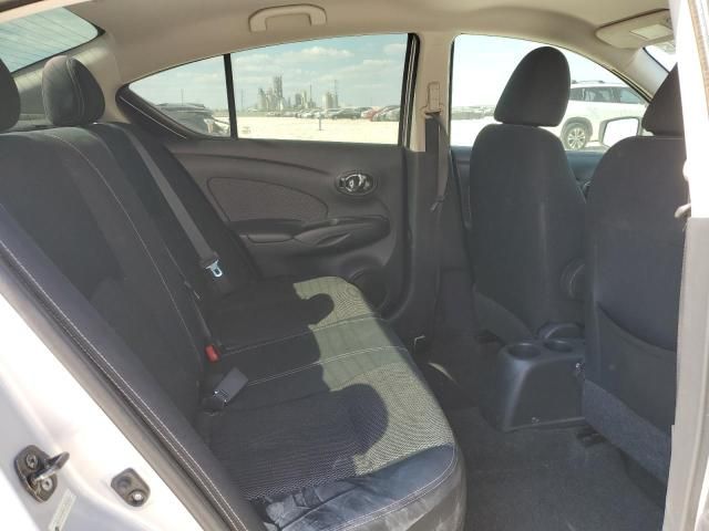 2015 Nissan Versa S