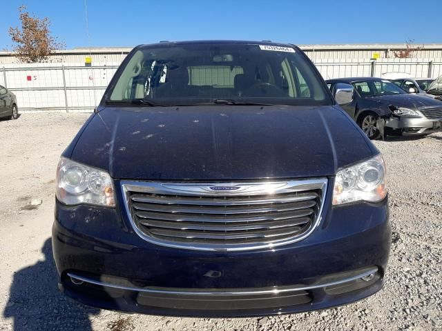 2012 Chrysler Town & Country Limited