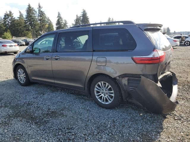 2015 Toyota Sienna XLE