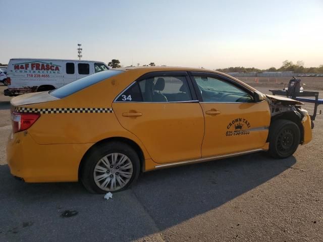 2014 Toyota Camry Hybrid