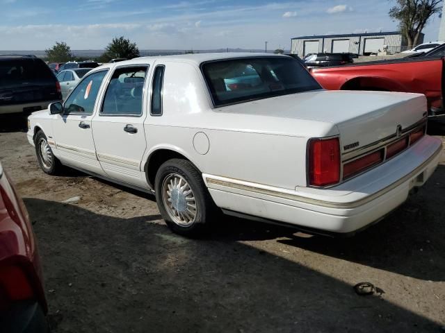 1997 Lincoln Town Car Signature