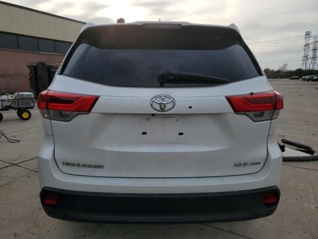 2019 Toyota Highlander SE