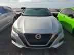 2020 Nissan Altima SR