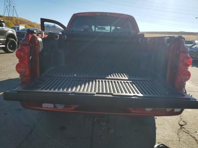 2007 Dodge Dakota Quad SLT