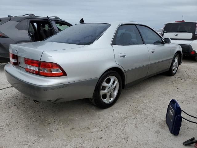 2001 Lexus ES 300