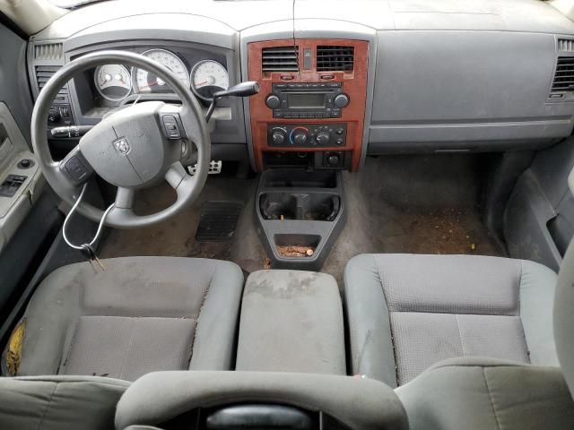 2005 Dodge Dakota SLT