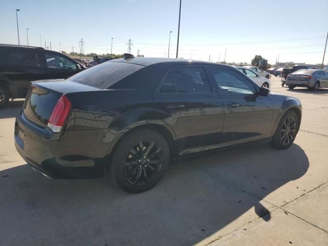 2019 Chrysler 300 Limited