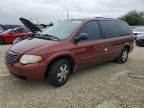 2007 Chrysler Town & Country LX