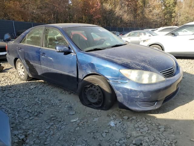 2005 Toyota Camry LE