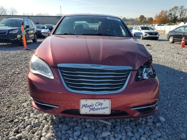 2013 Chrysler 200 Limited