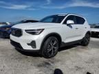 2025 Volvo XC40 Core