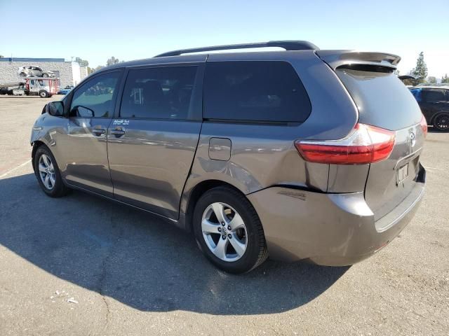 2015 Toyota Sienna LE