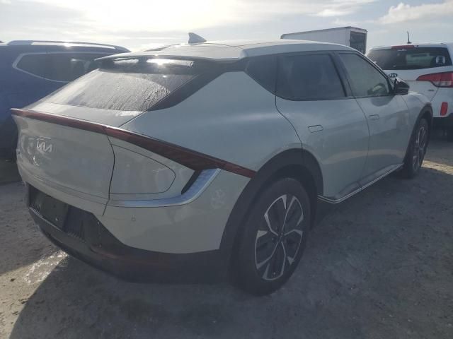 2024 KIA EV6 Light