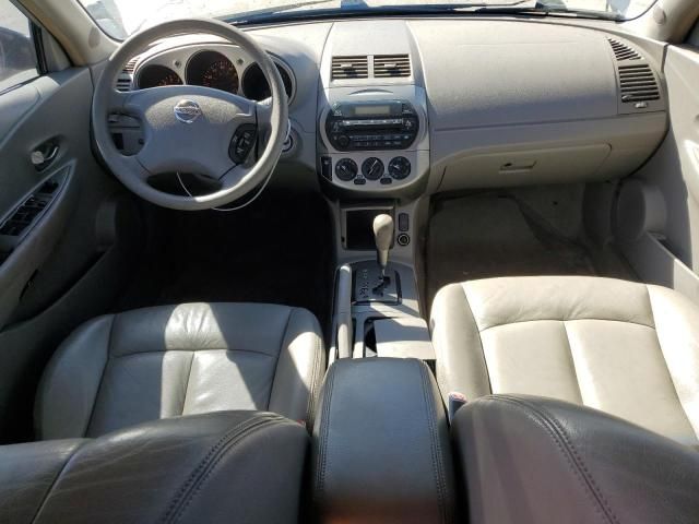 2004 Nissan Altima Base