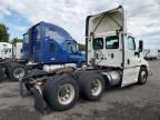 2017 Freightliner Cascadia 125