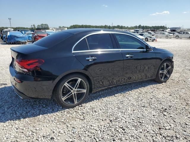 2020 Mercedes-Benz A 220