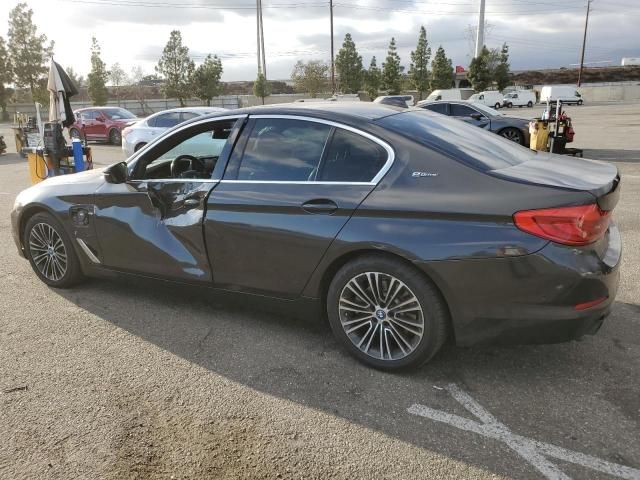 2019 BMW 530E