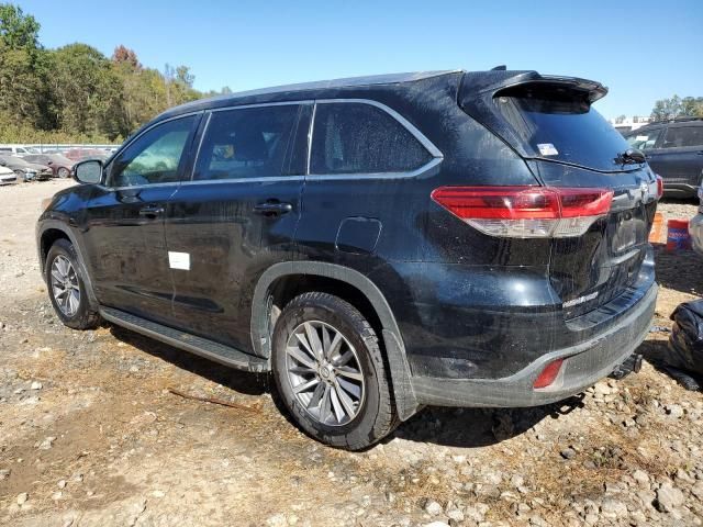 2018 Toyota Highlander SE