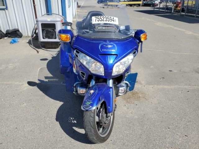 2005 Honda GL1800