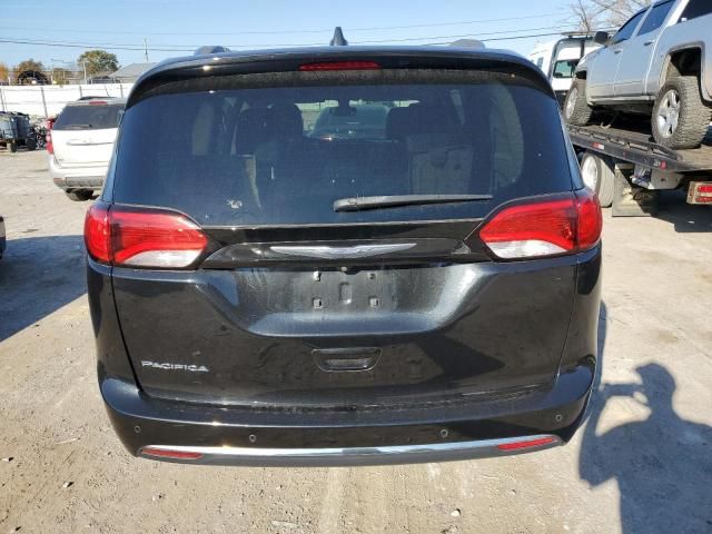 2017 Chrysler Pacifica Touring L Plus